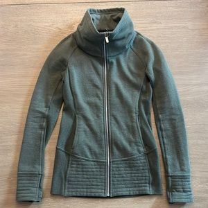 LULULEMON - Hunter Green Jacket size 4